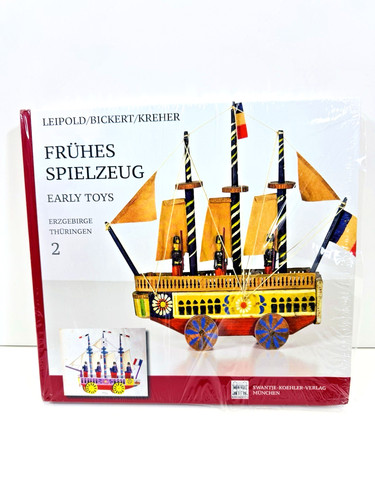 Uralt antik spielzeug - antik,