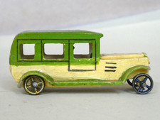 Erzgebirge Spielzeug: grünes